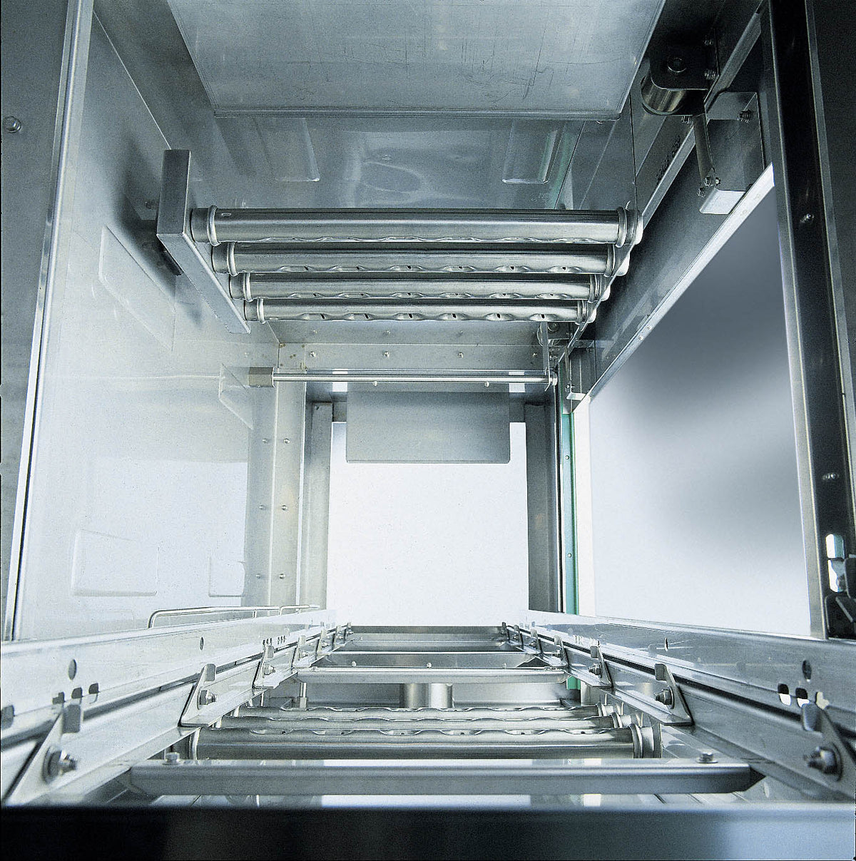 Korbtransportspülmaschine / 70-90-100 Körbe/h / 1400 × 790 × 1925 mm / 7280.0090 / Combisteel