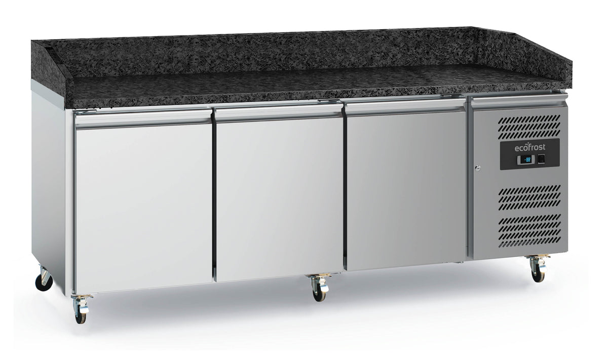 Pizzatisch / schwarze Granit-Arbeitsplatte / 3 Türen / mit Radsatz / 471 L / Combisteel