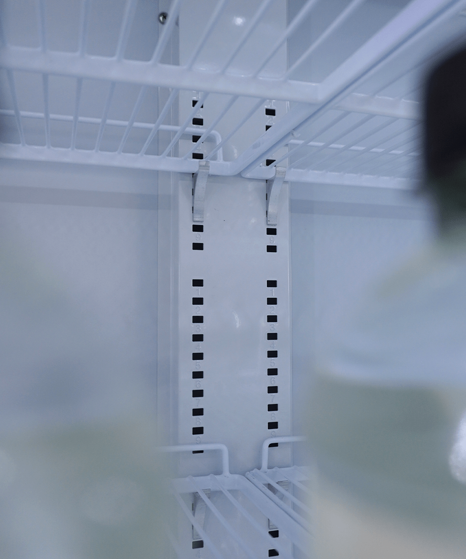 Kühlschrank / 3 Glastüren / JDE-1530R