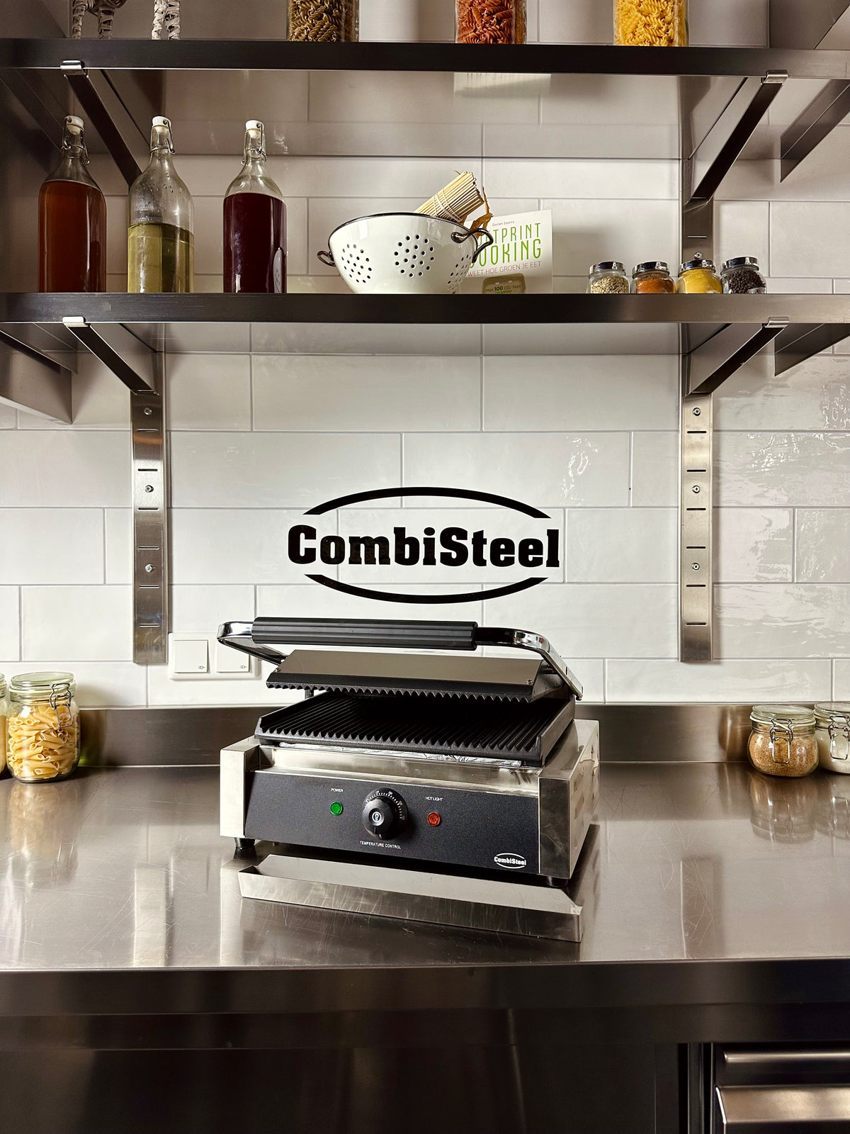 Panini-Kontaktgrill gerillt 2,2 kW / Combisteel