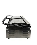 Elektrischer Doppel-Kontaktgrill gerillt 3,6 kW / Combisteel – professioneller Kontaktgrill für Gastronomie